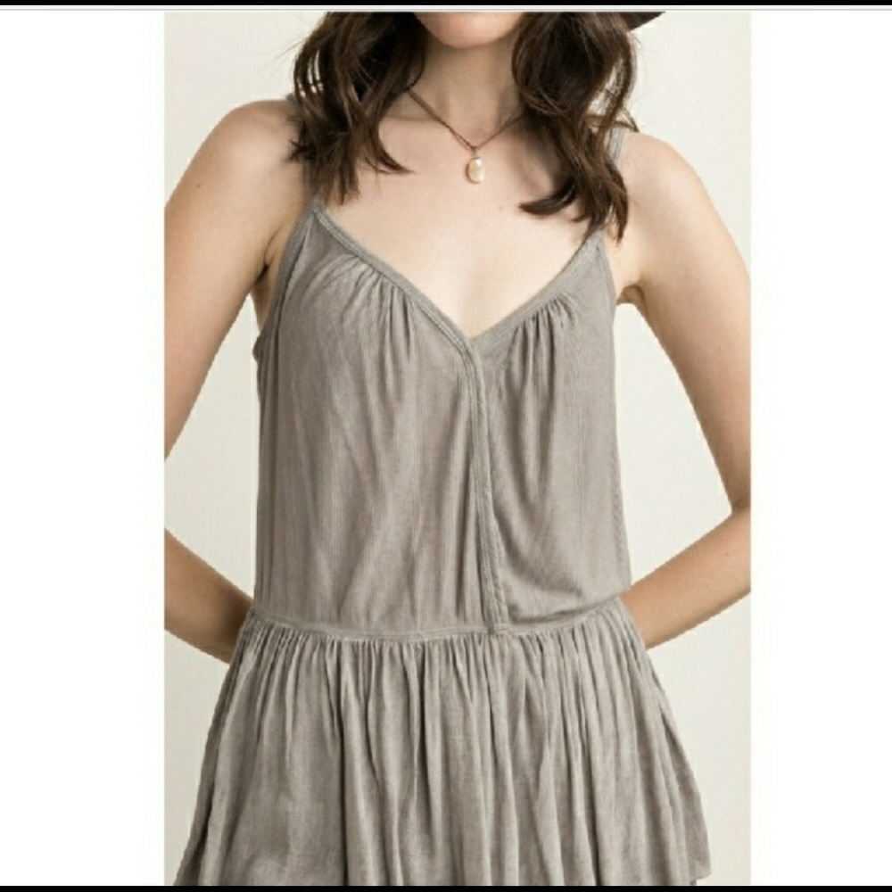 Mystree Double Ruffle Cami in size Medium - Picture 5 of 5